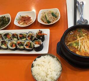 Gangnam Gimbap Taman Dagang Selangor